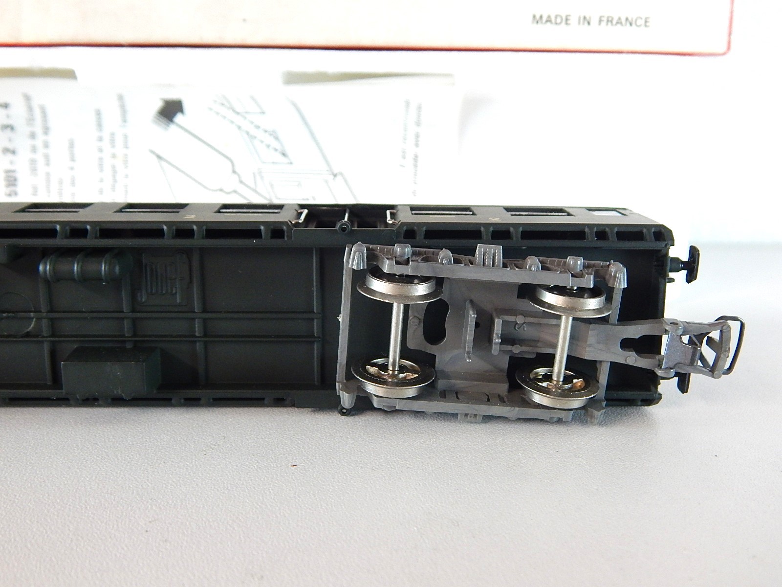 REF 5102 JOUEF VOITURES MODERNISÉE 2 CL HO ETAT NEUVE EN BOITE ROUG...