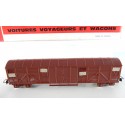 JOUEF WAGON COUVERT A BOGIES TYPE GAS HO EN BOITE ROUGE 6531