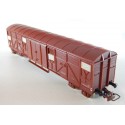 JOUEF WAGON COUVERT A BOGIES TYPE GAS HO EN BOITE ROUGE 6531