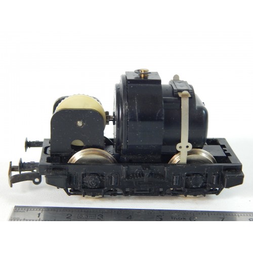 R 13305 HORNBY BLOC MOTEUR DE LOCOMOTIVE BB 8144 HO
