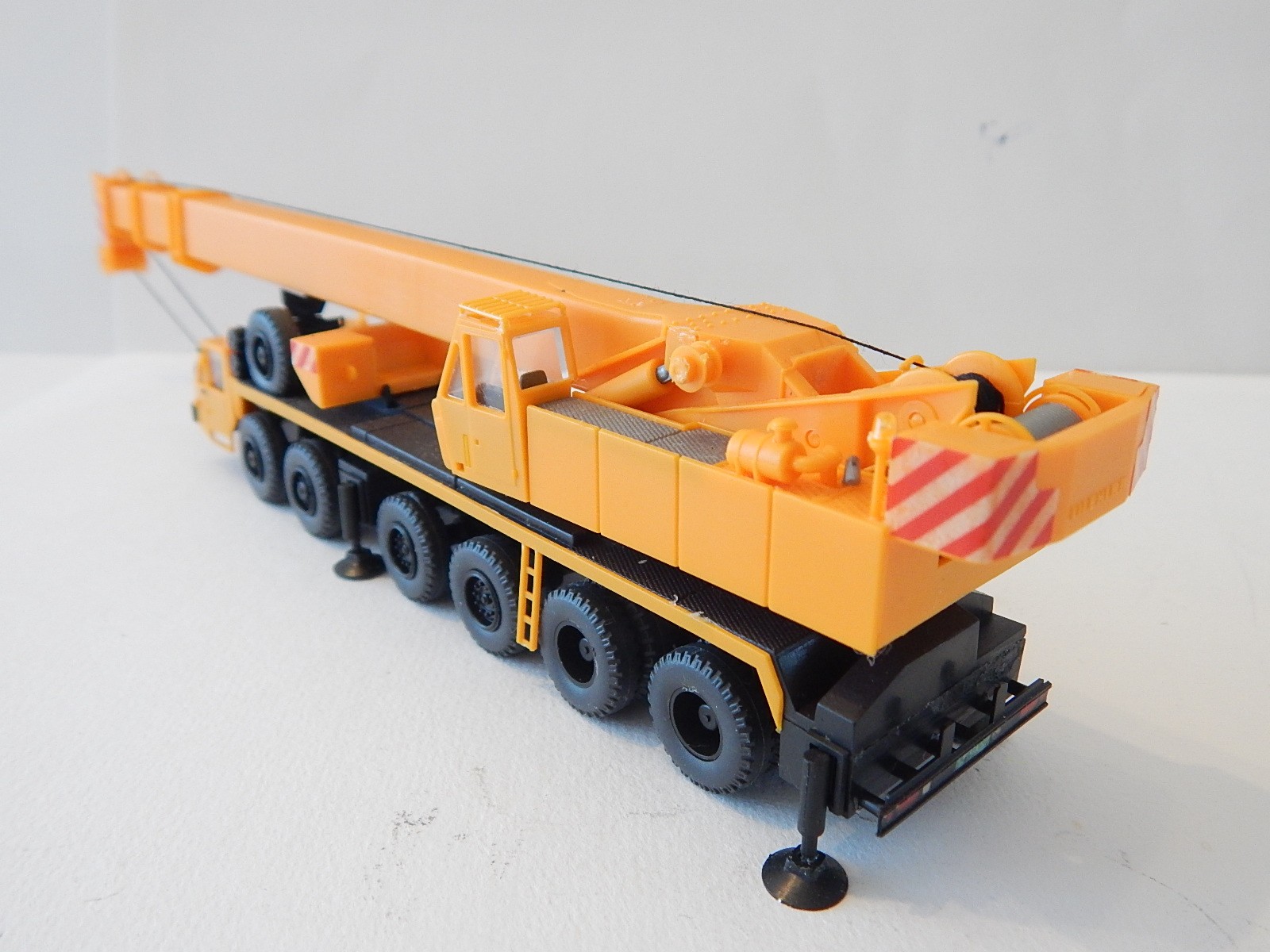 17697 KIBRI CAMION GRUE GRANDE FLECHE HO SANS BOITE - CC2RAILS.COM