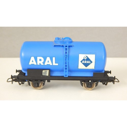 JOUEF UN WAGON CITERNE BLEU A ESSIEUX ARAL HO SANS BOITE