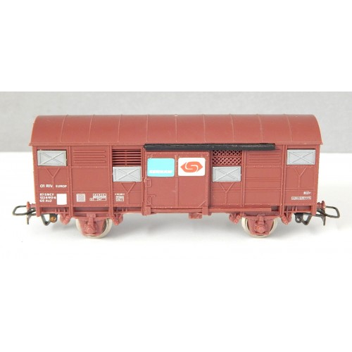 JOUEF WAGONS COUVERT SERNAM SNCF EUROPE A ESSIEUX HO SANS BOITE
