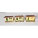 LOT DE 3 PETITES CABANES MAQUETTES HO