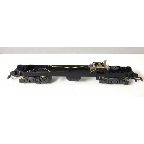 17855 CHASSIS COMPLET AVEC MOTEUR + BOGIES MOT ET CAPTEUR CC JOUEF HO