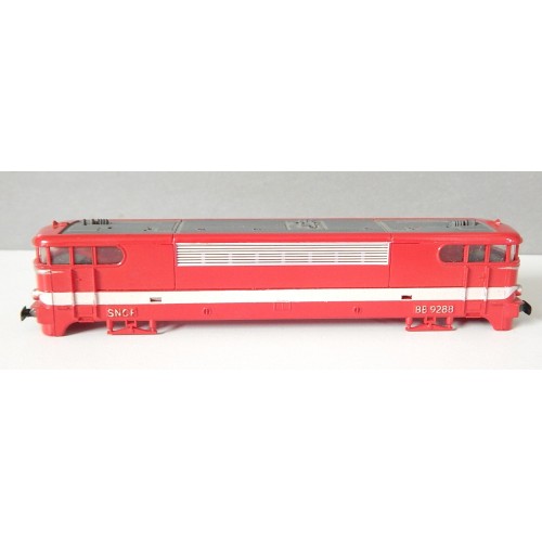 R 14012 JOUEF UNE CAISSE DE LOCOMOTIVE BB 9288 TYPE CAPITOLE HO