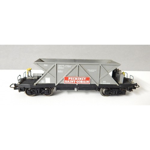 JOUEF UN WAGONS TREMIE A BOGIES PECHINEY SANS BOITE HO