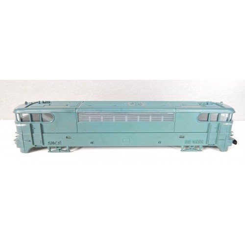 R 16779 JOUEF UNE CAISSE DE LOCOMOTIVE BB 16001 VERTE HO