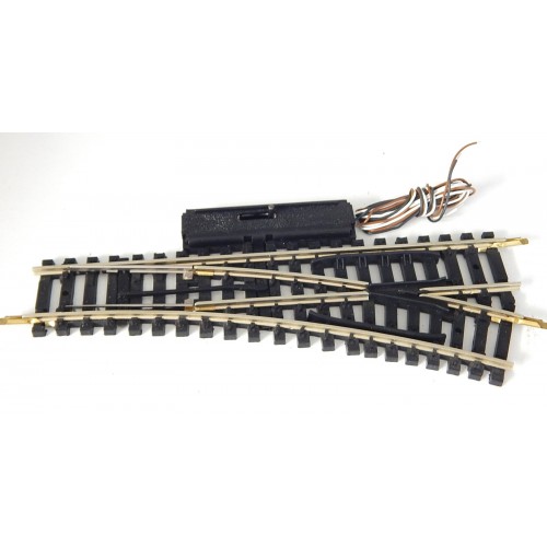 REF 4184 UN AIGUILLAGE JOUEF MAILLECHORT ELECTRIQUE DERIVE DROITE- HO