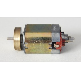 REF 17910- MOTEUR BUHLER DOUBLE AXE + VOLANT INERTIE JOUEF ROCO LIMA TRAIN HO