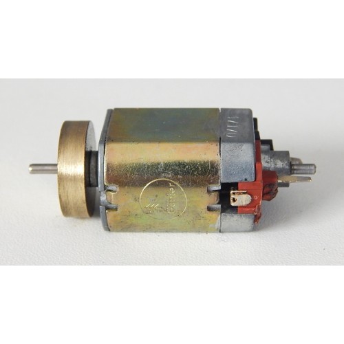 REF 17910- MOTEUR BUHLER DOUBLE AXE + VOLANT INERTIE JOUEF ROCO LIMA TRAIN HO
