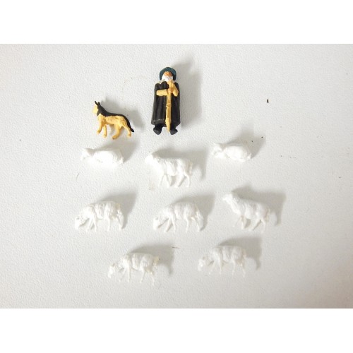 PERSONNAGE A ANIMAUX BERGER MOUTONS ET CHIEN HO RESEAUX JOUEF