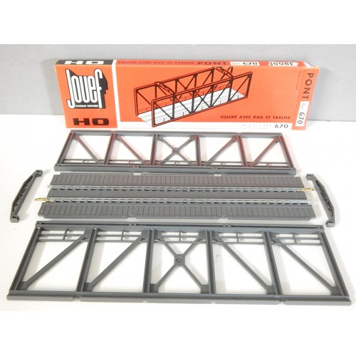 REF 670 JOUEF PONT A MONTER EN TRES BON ETAT HO EN BOITE ROUGE