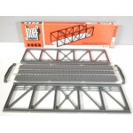 REF 670 JOUEF PONT A MONTER EN TRES BON ETAT HO EN BOITE ROUGE