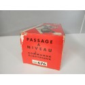 REF 676 JOUEF PASSAGE A NIVEAU A COMMANDE ELECTRIQUE NEUF EN BOITE ROUGE HO