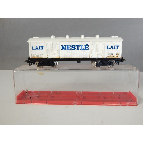 JOUEF WAGON COUVERT A BOGIES LAIT NESTLE SNCF EN BOITE CRISTAL
