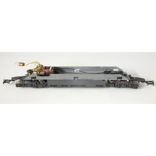 Réf 18033 JOUEF CHASSIS COMPLET DE LOCOMOTIVE CC 40101 + MOT + BOGIES