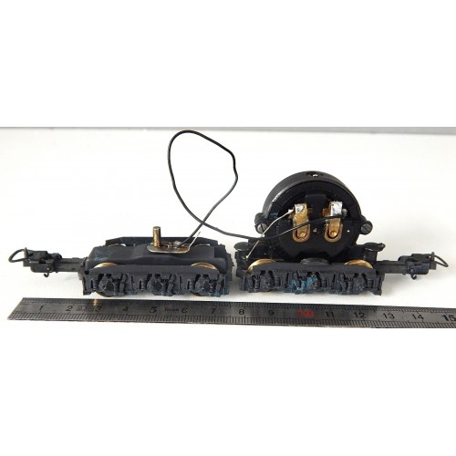 ref 18038 LIMA UN BOGIE MOTEUR + BOGIE CAPTEUR DE LOCOMOTIVEDB TYPE CC LIMA HO