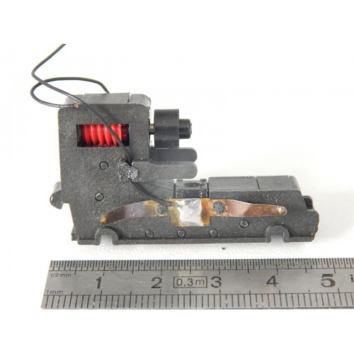 Réf 18047 ROCO COPRS DE BOGIE MOTEUR CAPTEUR DE LOCOMOTIVE BB 63000 HO