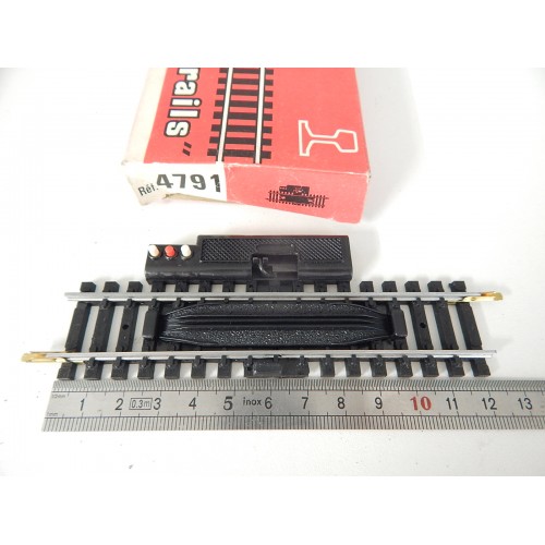 Réf 4791 JOUEF RAILS DECROCHE WAGON ELECTRIQUE EN BOITE ROUGE HO