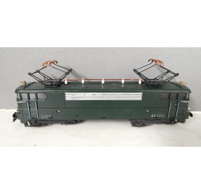 JOUEF LOCOMOTIVE BB 9201 VERTE CHASSIS METAL ROUES BRUNIES MOT 5 POLES HO
