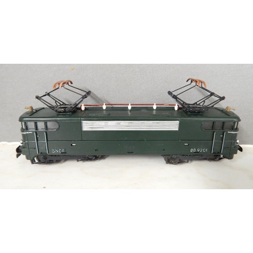 JOUEF LOCOMOTIVE BB 9201 VERTE CHASSIS METAL ROUES BRUNIES MOT 5 POLES HO
