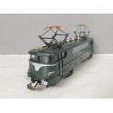 JOUEF LOCOMOTIVE BB 9201 VERTE CHASSIS METAL ROUES BRUNIES MOT 5 POLES HO