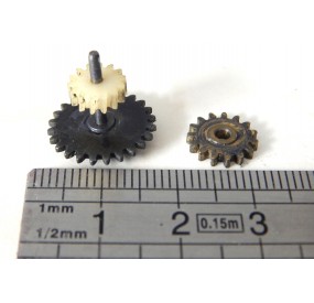 REF 18100 - JOUEF PIGNON DE RENVOIE + COURONNE DE LOCOMOTIVE VAPEUR 231 C 60 HO