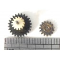 REF 18100 - JOUEF PIGNON DE RENVOIE + COURONNE DE LOCOMOTIVE VAPEUR 231 C 60 HO