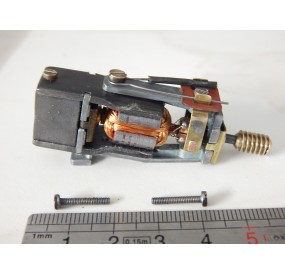 Réf 18106 LILIPUT MOTEUR DE LOCOMOTIVE VAPEUR 230 HO