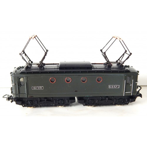 HORNBY SUPERBE LOCOMOTIVE BB 8144 HO SANS BOITE