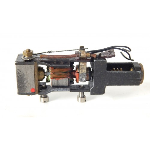 R 12563 HORNBY UN MOTEUR DE LOCOMOTIVE VAPEUR 131 TB 42 HO