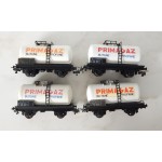 Réf 18165 LOT DE 4 WAGONS CITERNES PRIMAGAZ A ESSIEUX HORNBY SANS BOITE HO