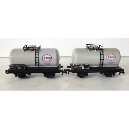 Réf 18166 LOT DE 2 WAGONS CITERNES ESSO GRIS A ESSIEUX HORNBY SANS BOITE HO