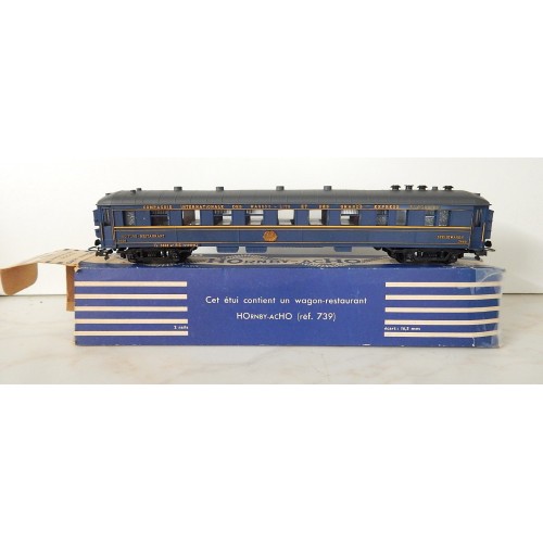 UNE VOITURE RESTAURANT CIWL MARQUE HORNBY- HO EN BOITE REF 7390