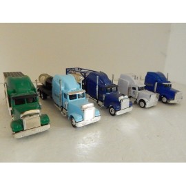 1 LOT DE 5 CAMIONS TYPE AMERICAIN CONVIENT TRAIN HO N°3