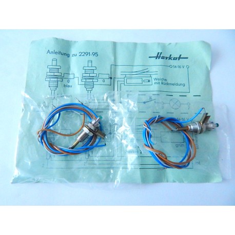 R 7382- 1 BOITE DE 2 CONTACTEUR A IMPULSION MARQUE HERKAT HO N O 