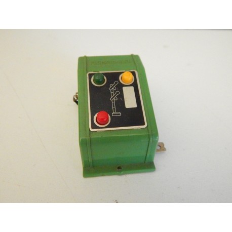1BOITIERS DE CONTACT SEMAPHORE DOUBLE FLEISCHMANN HO