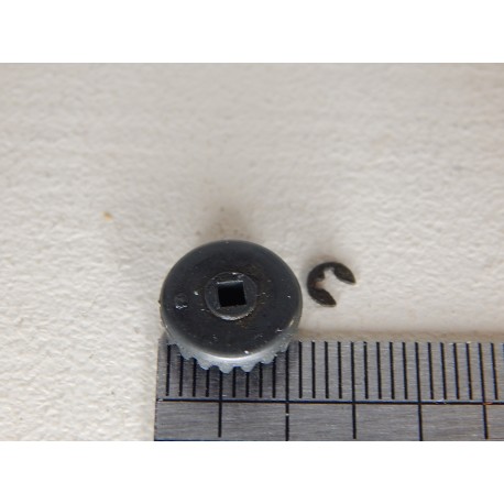 R 255 UNE COURONNE DIM 11 MM AVEC CLIPS JOUEF - HO