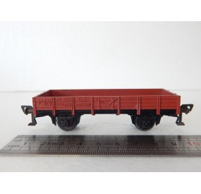 UN WAGON PLAT A ESSIEUX MARRON DB FLEISCHMANN SANS BOITE HO N°1