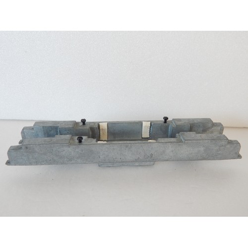 UN CHASSIS METAL BB7201 15000 22000 ROCO AVEC CALLE PLASTIQUE HO 
