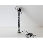 L 102 UN MAT D'ECLAIRAGE 7.5 cm EN LAITON 1 SPOTS HO