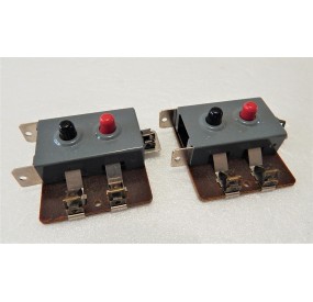 LOT DE 2 BOITIERS DE COMMANDE A IMPULTION SANS MARQUE HO