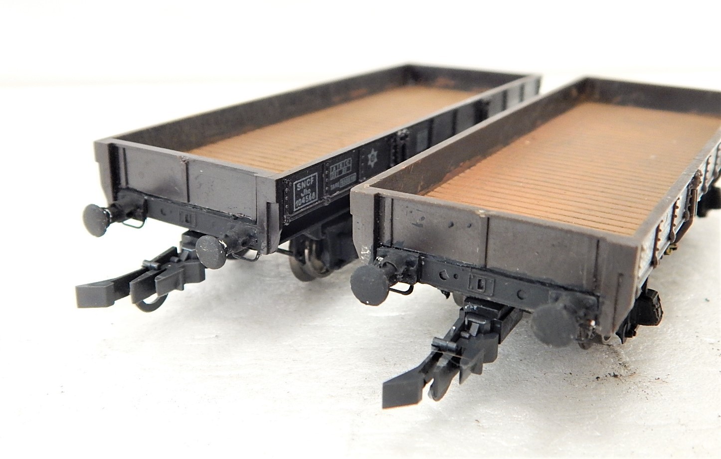 Wagons de marchandises marrons Rivarossi pour modélisme ferroviaire à l'échelle HO