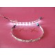 Un éclairage led 20 cm (12 leds) blanc chaud pour voitures voyageurs