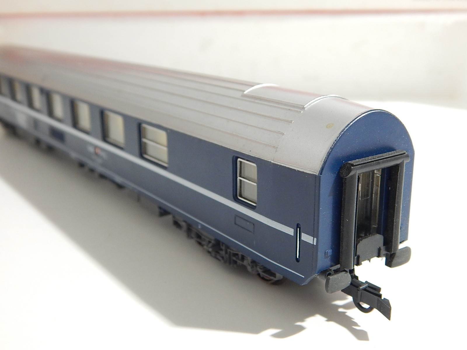 JOUEF HO 1/87 voiture-lits SBB CFF FFS type T2s réf 5784 en boite