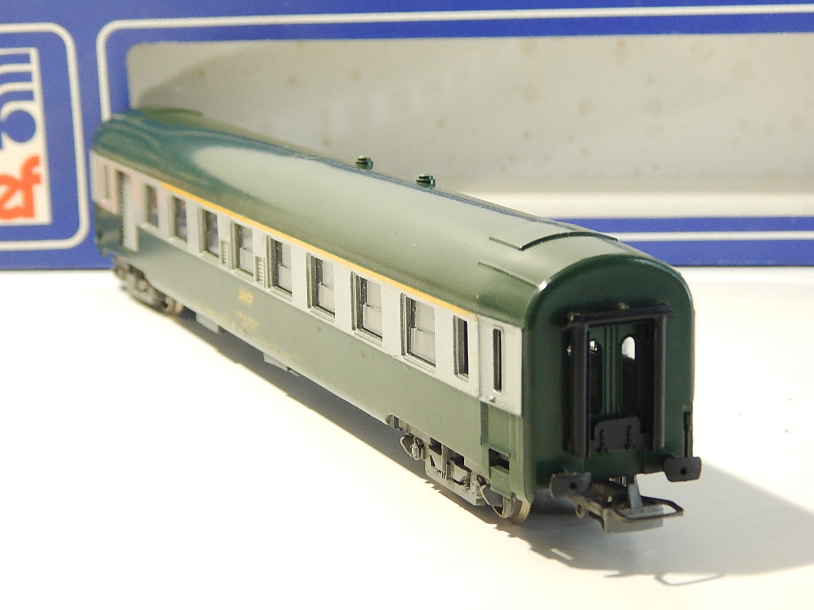 Wagon Couchettes SNCF Type Y UIC - Jouef HO Réf. 5293 Vert - Occasion Pour Réseau De Train Miniature