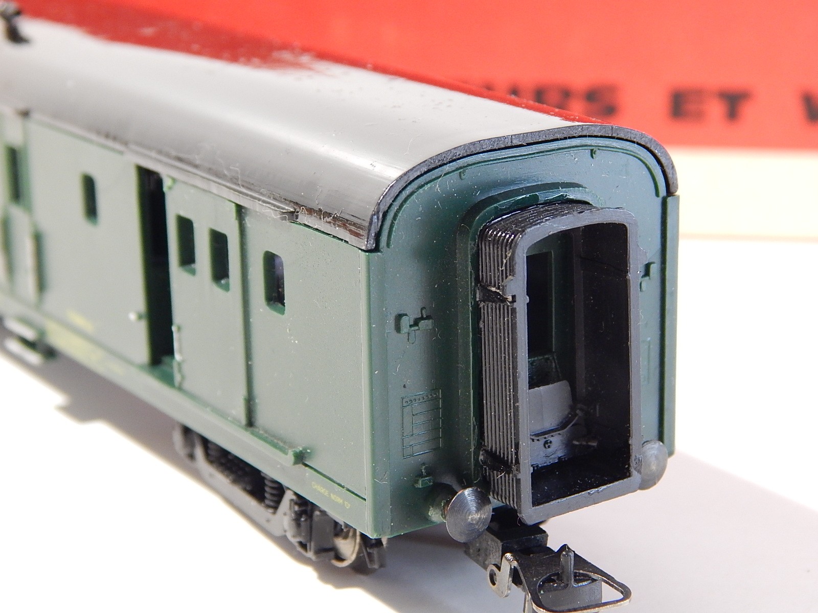 Jouef ho 624 e, 6254 e, wagon porte coulissante fourgon sncf + eclairage feu arierre - Collection