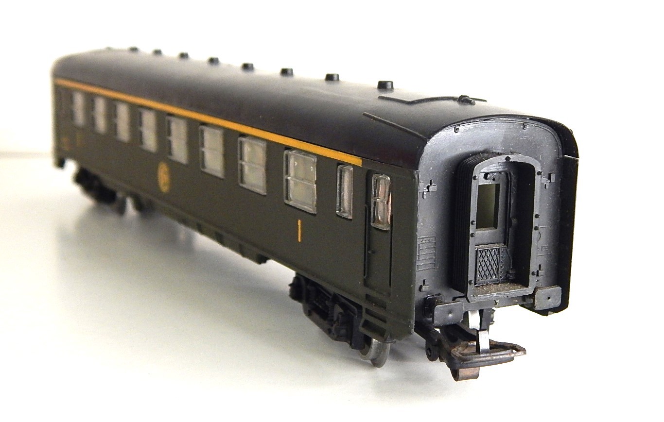 Voitures de voyageurs peints Roco pour modélisme ferroviaire à l'échelle HO