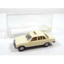 WIKING MERCEDES TAXI 240 D EN BOITE MAQUETTE RESEAUX HO 1/87 REF 4374